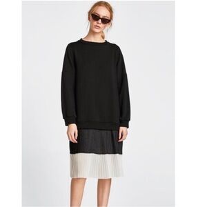 Zara pleated sweater dress, size Large. Pre owned, small hole in shoulder